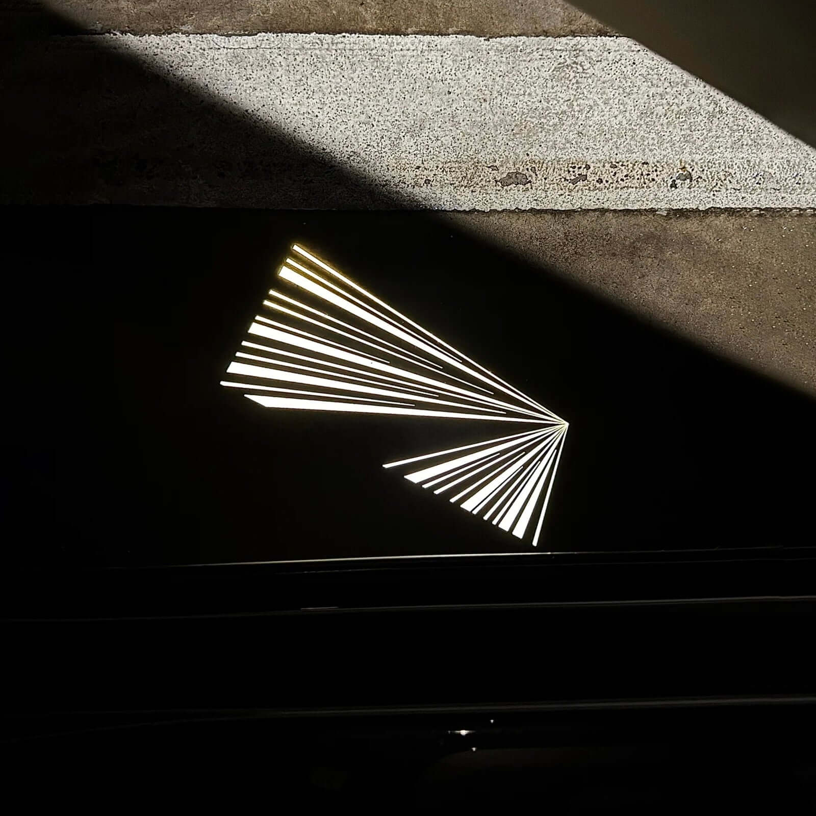 Tesla Model 3 / 3 Highland & Y / Y Juniper OEM Welcome Projection Lights crisp logo projection on ground