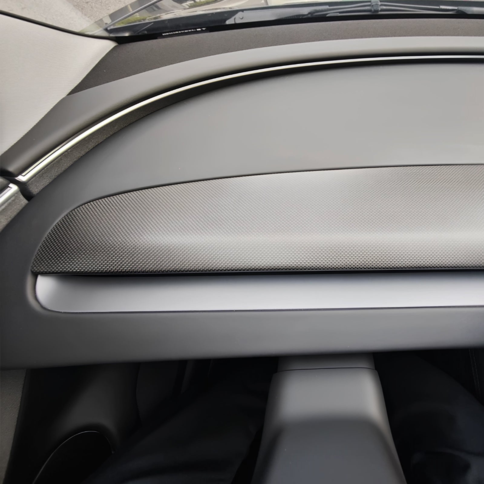 Direct Replacement Dashboard Panel for Tesla Model 3 Highland 2024 & Model Y Juniper 2025 - Real Dry Carbon Fiber Anti-Scratch | Precision Fit
